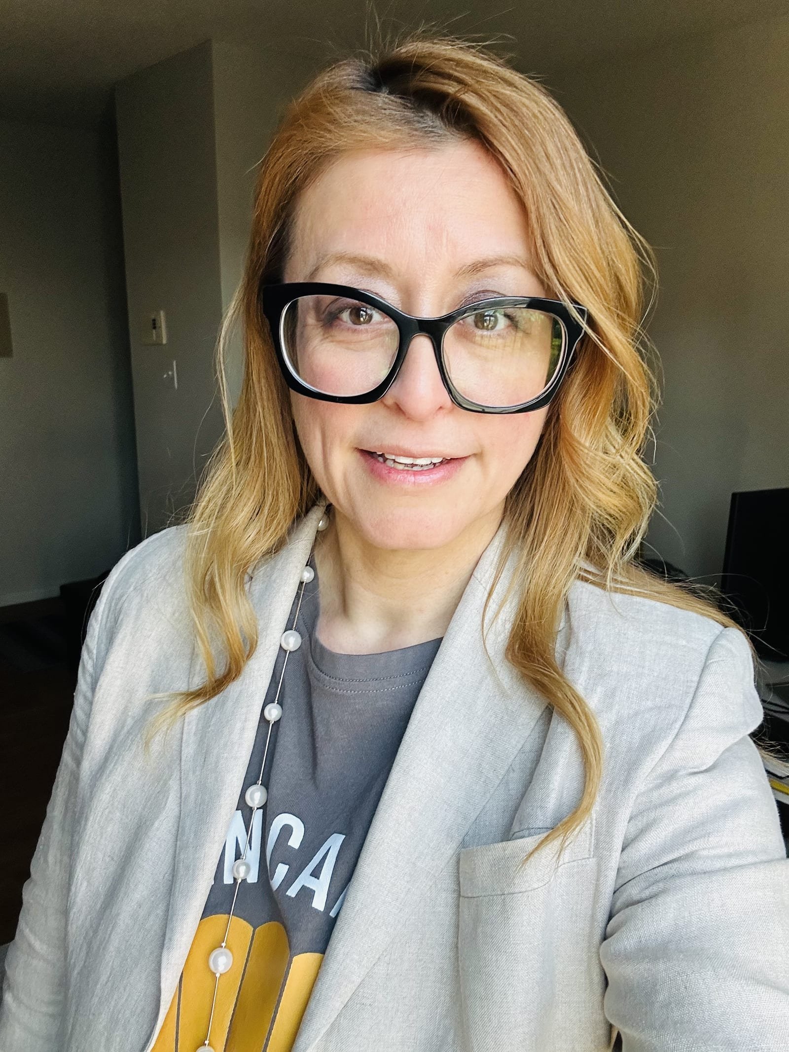 Ana Avilés, AI solutions consultant and co-founder of OptimaAI